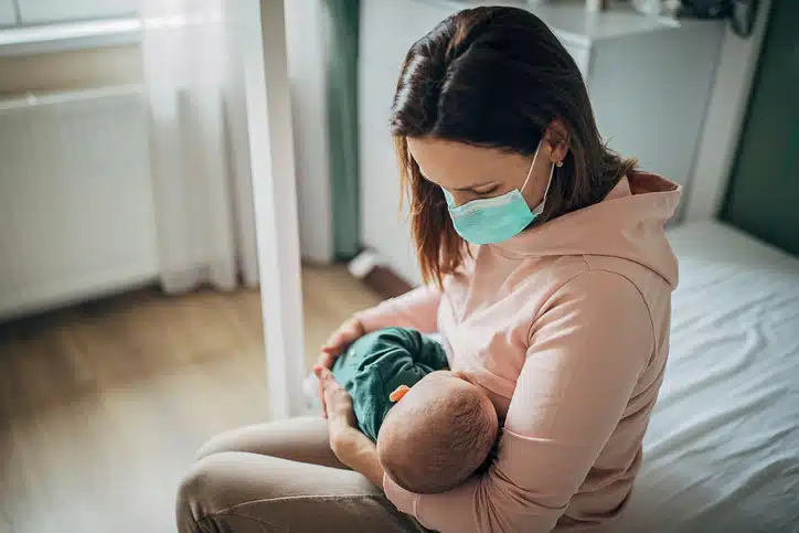 Vaccini COVID-19 durante la gravidanza e l'allattamento al seno